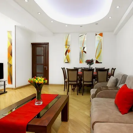 3 Bedroom Apartment Near Republic Square Yerevan Exterior photo
